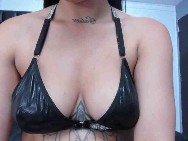 ScarlethJonz1 webcam