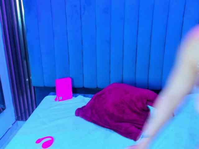 ScarlethJonz1 webcam