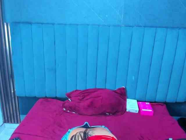 ScarlethJonz1 webcam