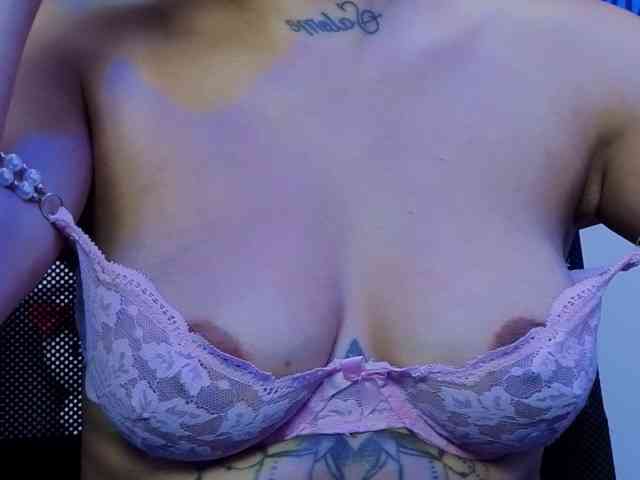 ScarlethJonz1 webcam