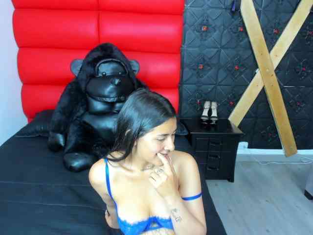 ScarlethJonz1 webcam