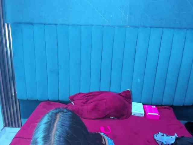 ScarlethJonz1 webcam