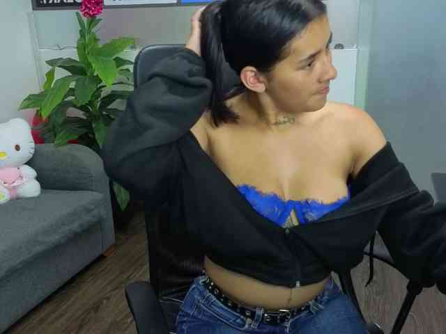 ScarlethJonz1 webcam