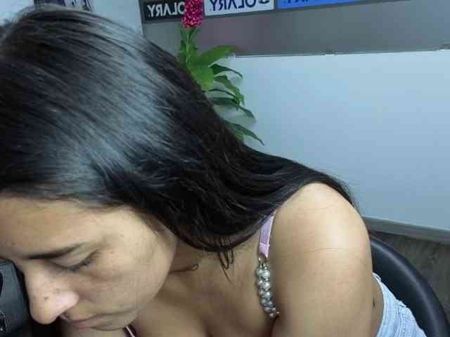 ScarlethJonz1 webcam