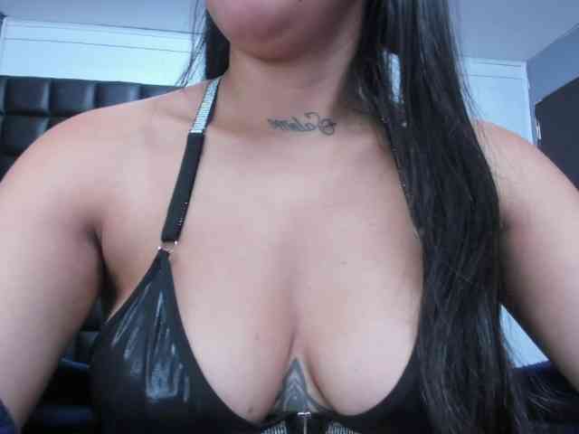 ScarlethJonz1 webcam