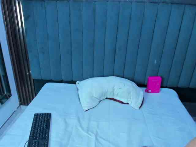 ScarlethJonz1 webcam