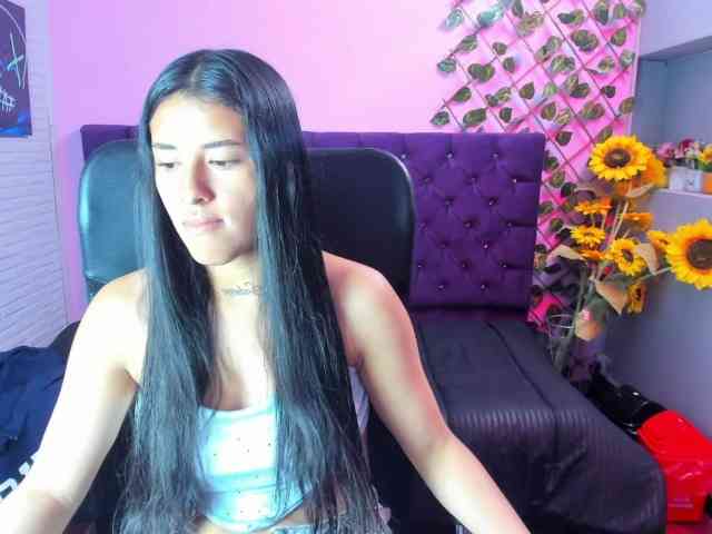 ScarlethJonz1 webcam