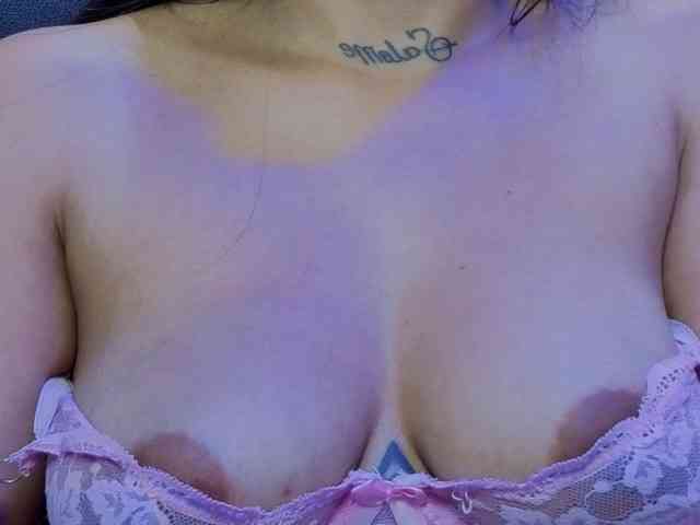 ScarlethJonz1 webcam