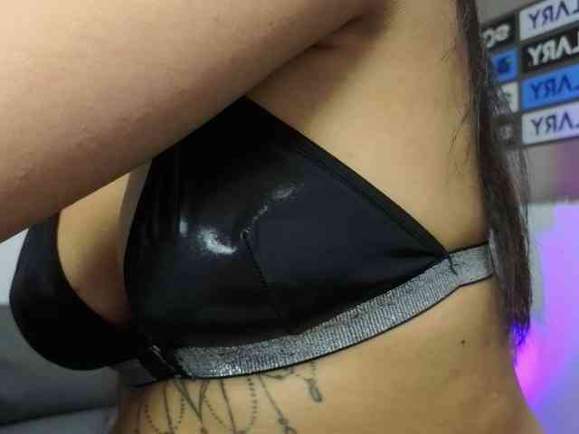 ScarlethJonz1 webcam