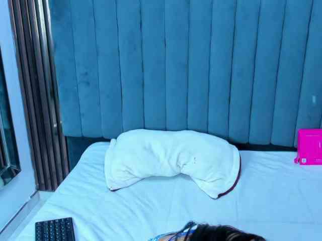 ScarlethJonz1 webcam