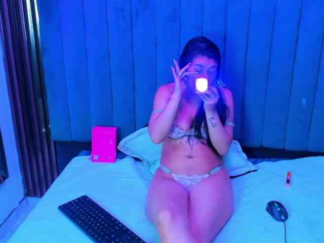 ScarlethJonz1 webcam