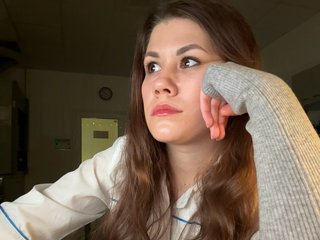 CupcakeBee Porn Show