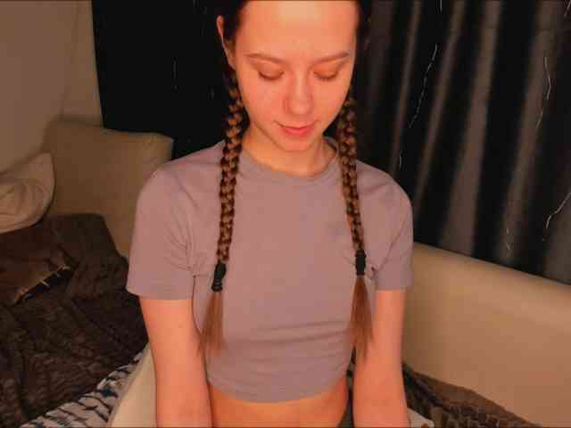 ViollaFoxxy Live Webcam on BongaCams