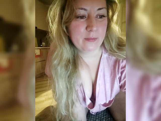 Russianbunny96's BongaCams show and profile