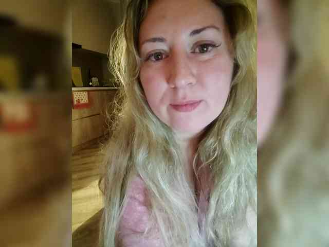 Russianbunny96 webcam