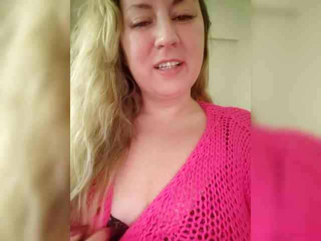 Russianbunny96 webcam