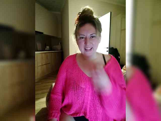 Russianbunny96 webcam