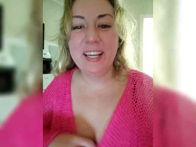 Russianbunny96 webcam