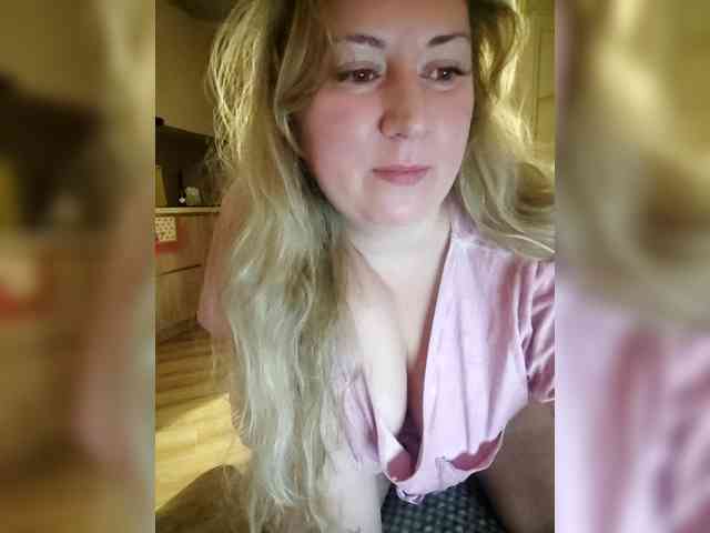 Russianbunny96 webcam