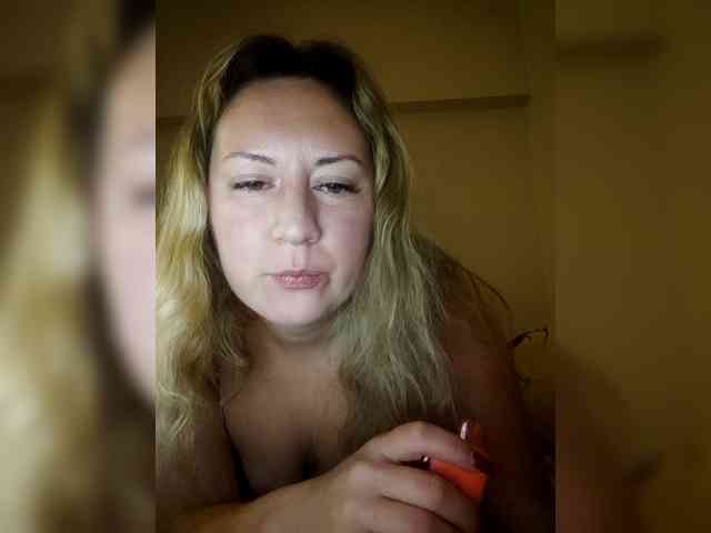 Russianbunny96 webcam