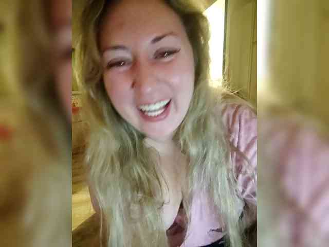 Russianbunny96 webcam