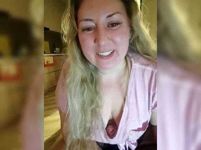 Russianbunny96 webcam