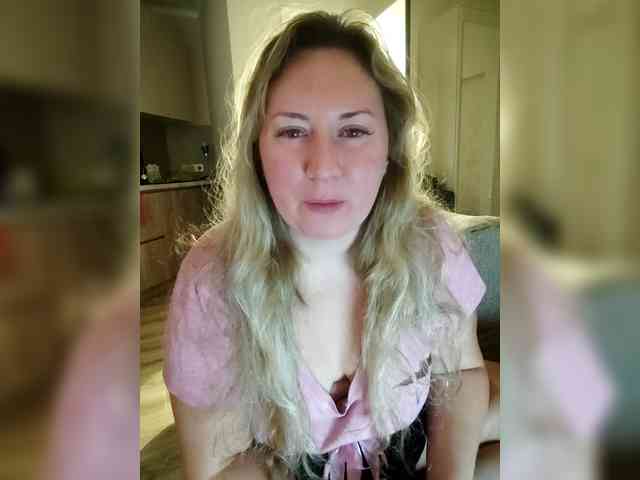 Russianbunny96 webcam