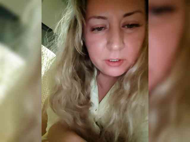 Russianbunny96 webcam