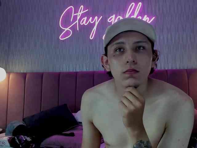 Naugthyhardsex webcam