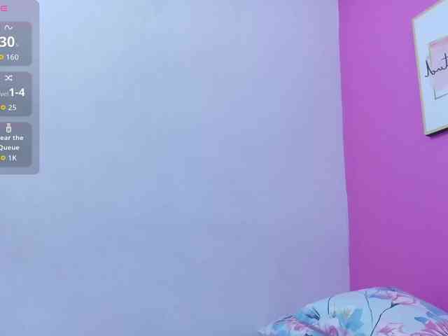 curvybrunnete webcam