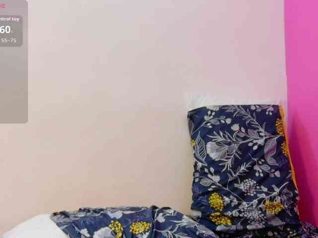 curvybrunnete curvybrunnete