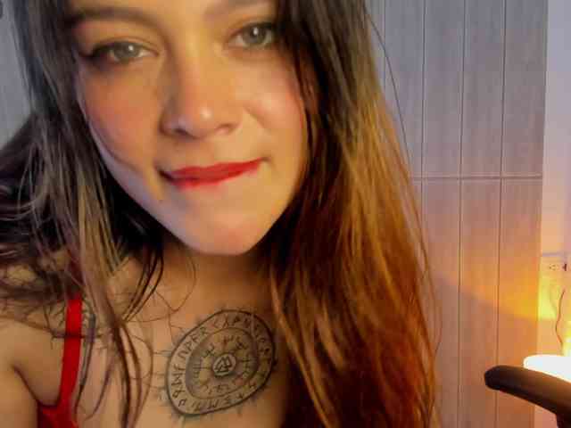 Adelaindiamond webcam