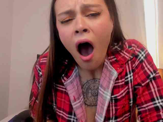 Adelaindiamond webcam