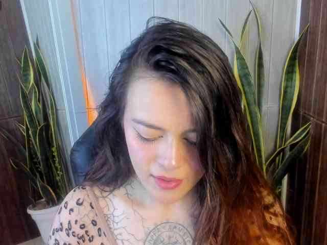 Adelaindiamond webcam