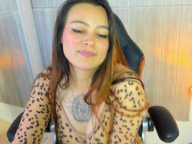 Adelaindiamond webcam