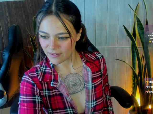 Adelaindiamond webcam