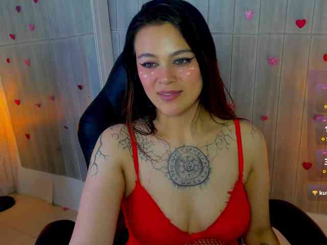 Adelaindiamond webcam