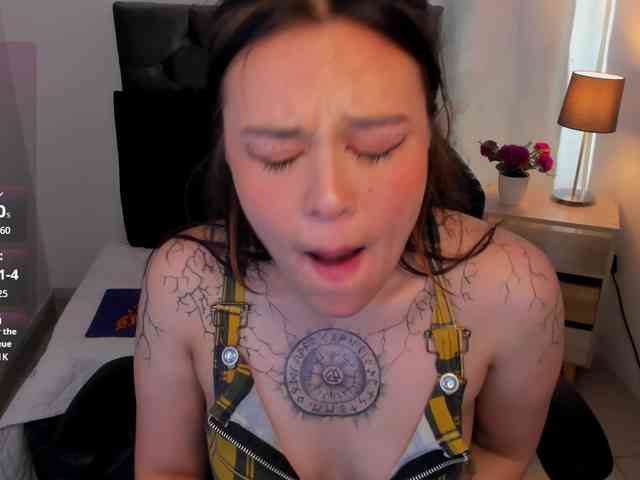 Adelaindiamond webcam