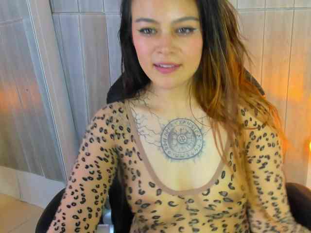 Adelaindiamond webcam