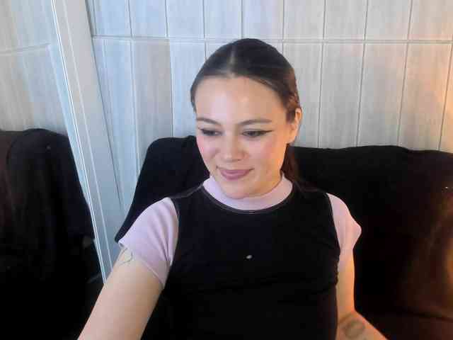 Adelaindiamond webcam