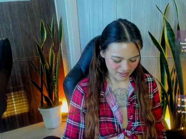 Adelaindiamond webcam