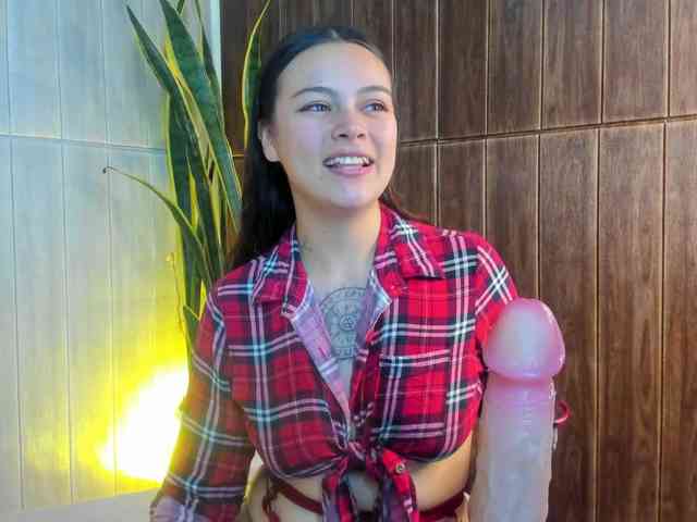 Adelaindiamond Live Webcam on BongaCams