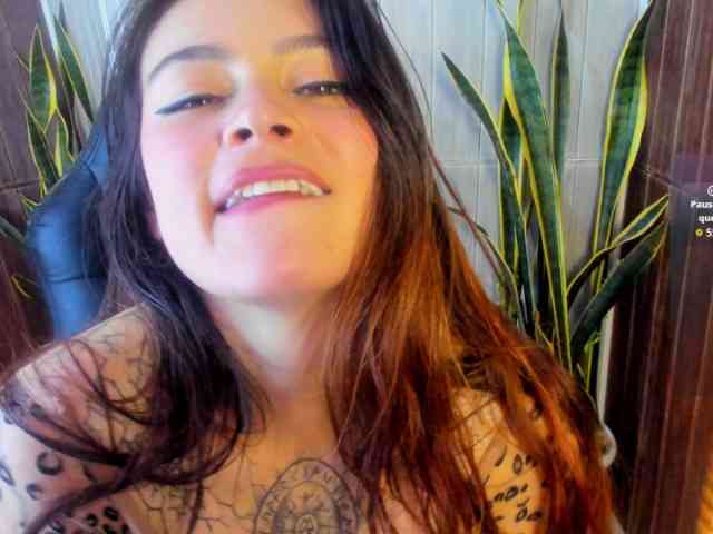 Adelaindiamond webcam