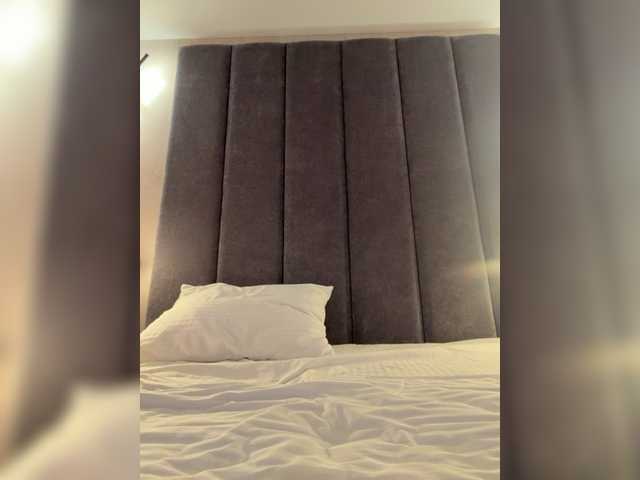 CUMshotik23's BongaCams show and profile