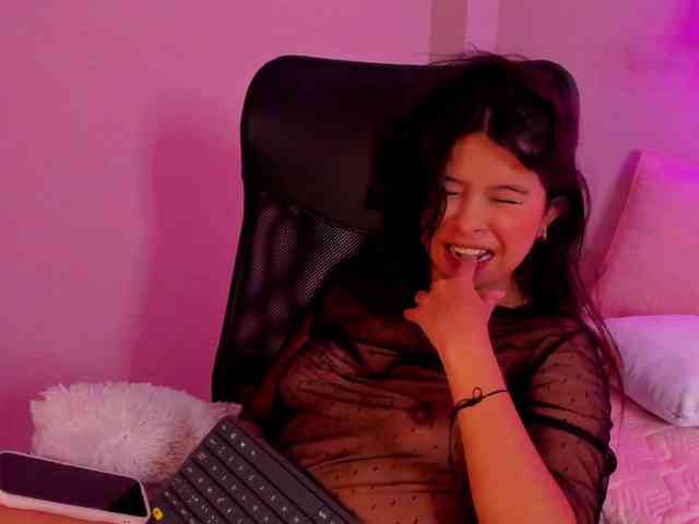 scarletrose- scarletrose-