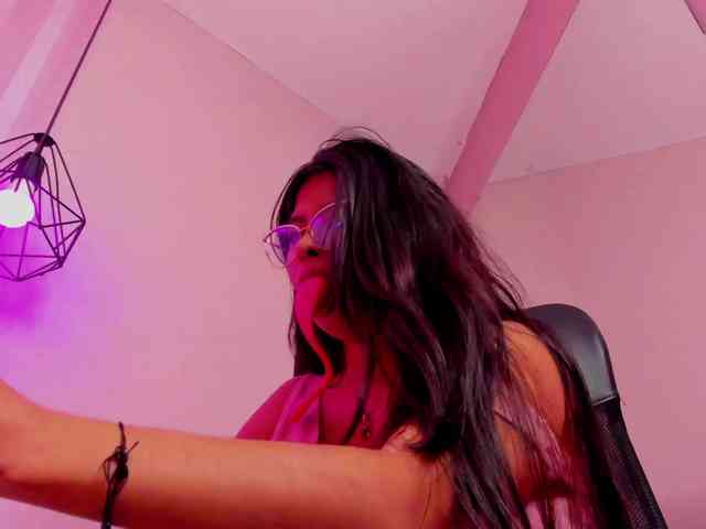 scarletrose- scarletrose-