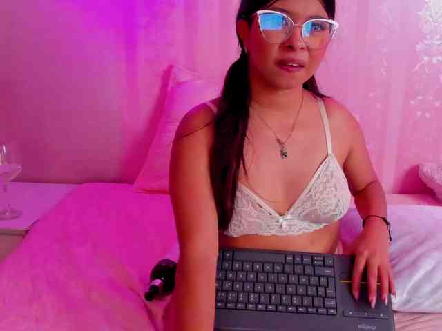 scarletrose- scarletrose-