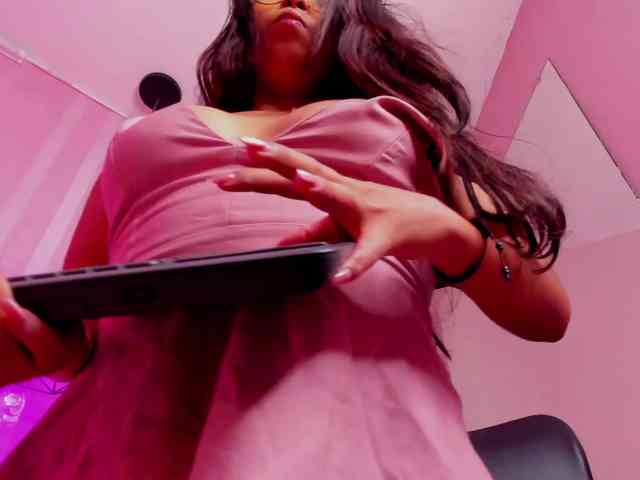 scarletrose- scarletrose-