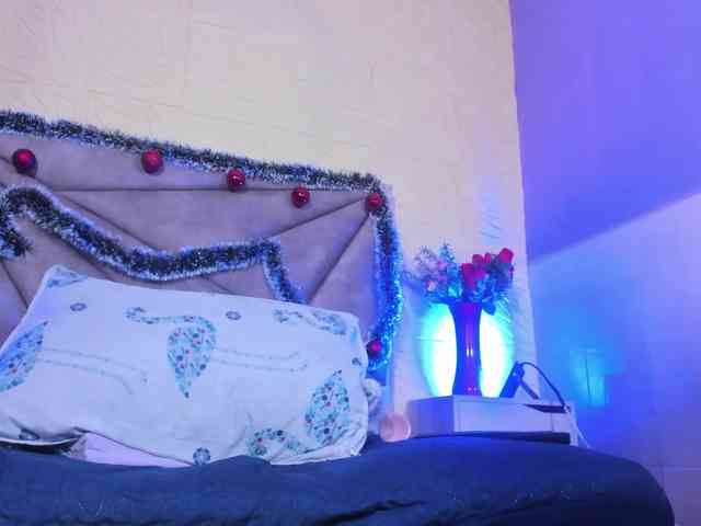 aurora-saenzz webcam