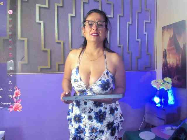 aurora-saenzz webcam